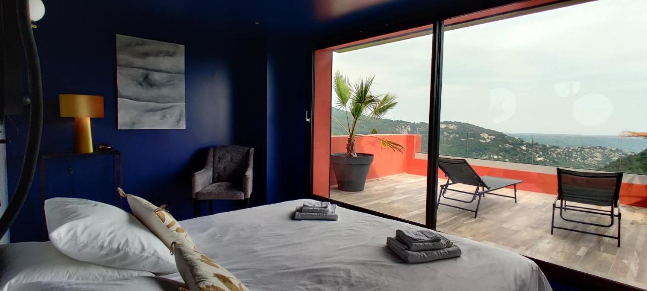 Bed and Breakfast Mas Des Buscades Cabris Exterior foto