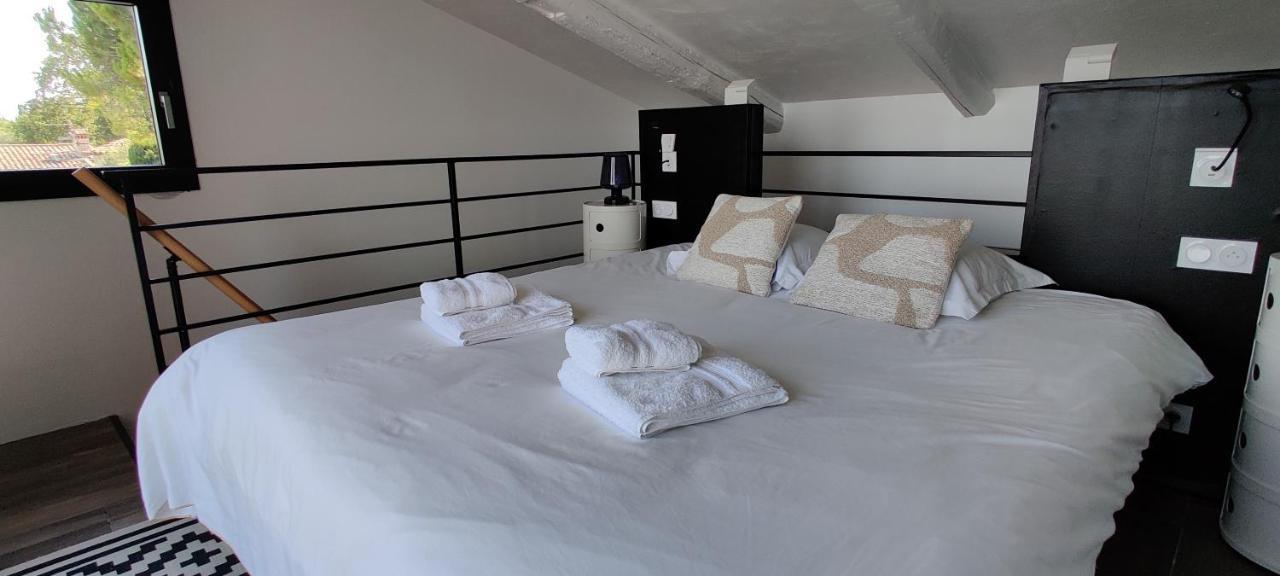 Bed and Breakfast Mas Des Buscades Cabris Exterior foto