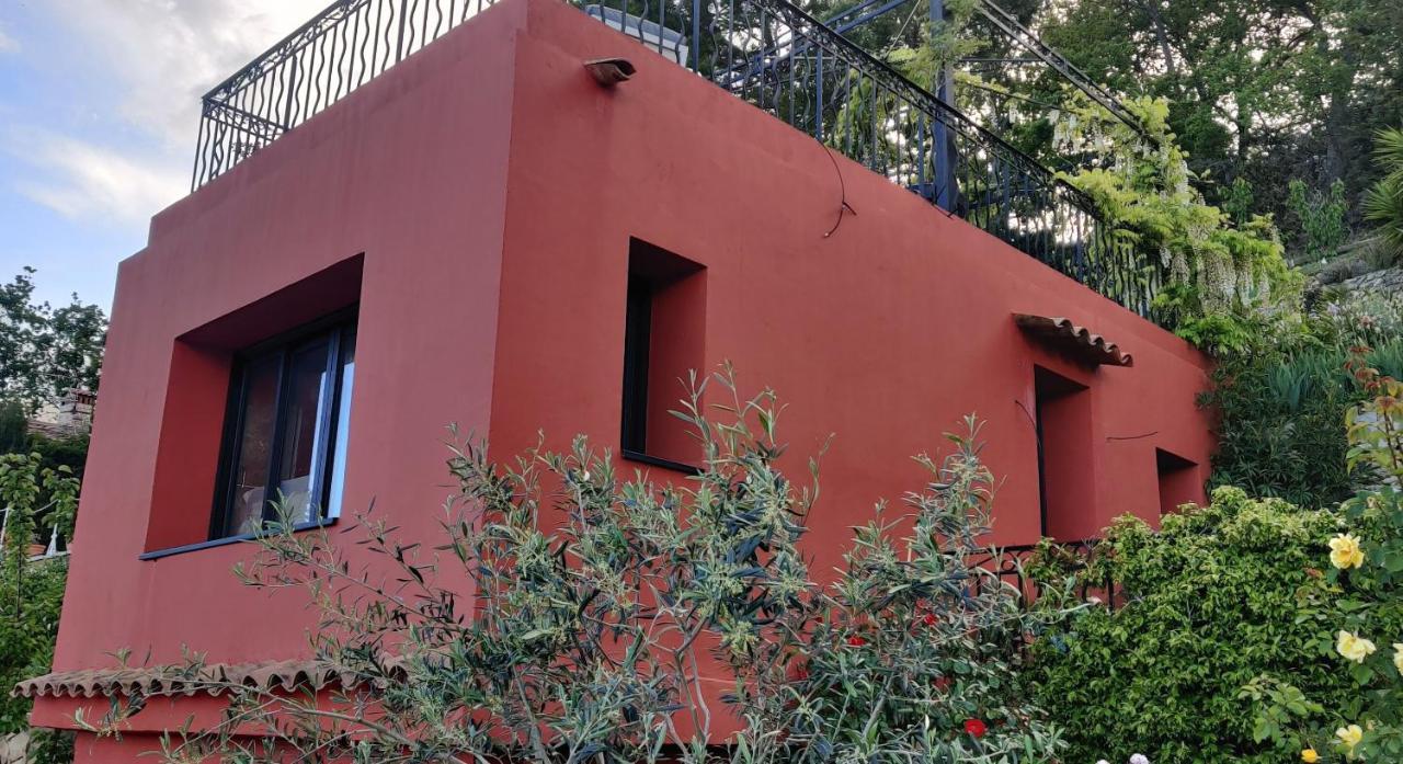 Bed and Breakfast Mas Des Buscades Cabris Exterior foto