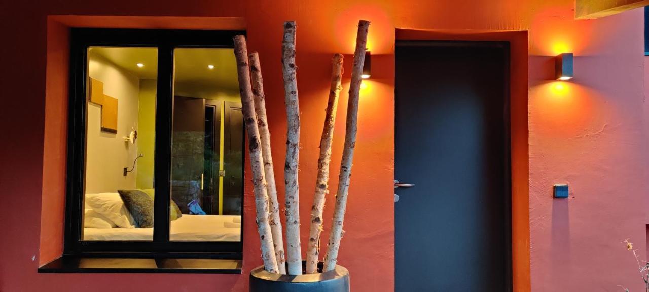 Bed and Breakfast Mas Des Buscades Cabris Exterior foto